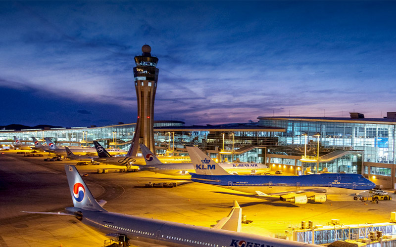 인천공항-스마트보안검색장,-노트북과-전자기기-통과